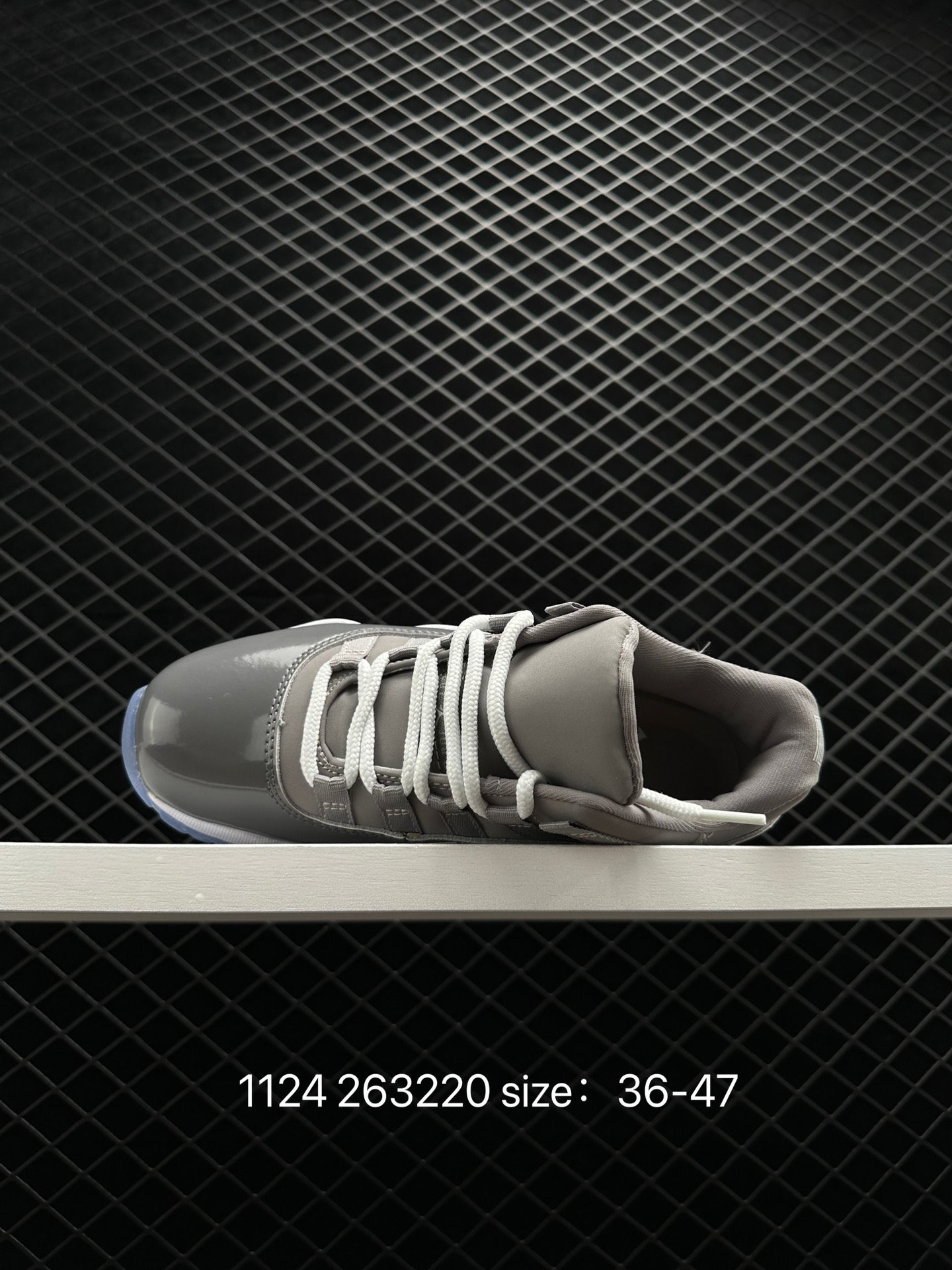 Nike Wmns Air Jordan 11 Retro AJ11